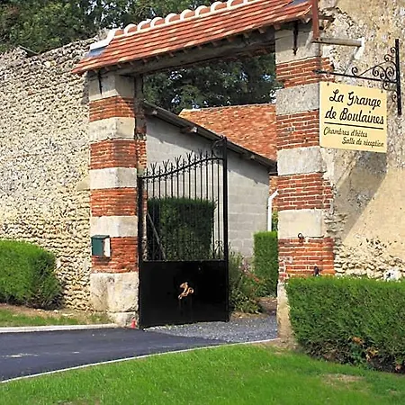 La Grange De Boulaines Bed & Breakfast 3*